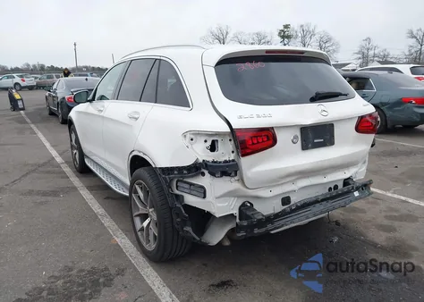 2021 Mercedes-Benz Glc 300 4Matic Suv from USA, damaged, VIN W1N0G8EB3MV291342